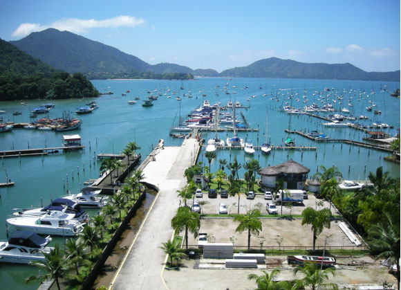 yacht club ubatuba